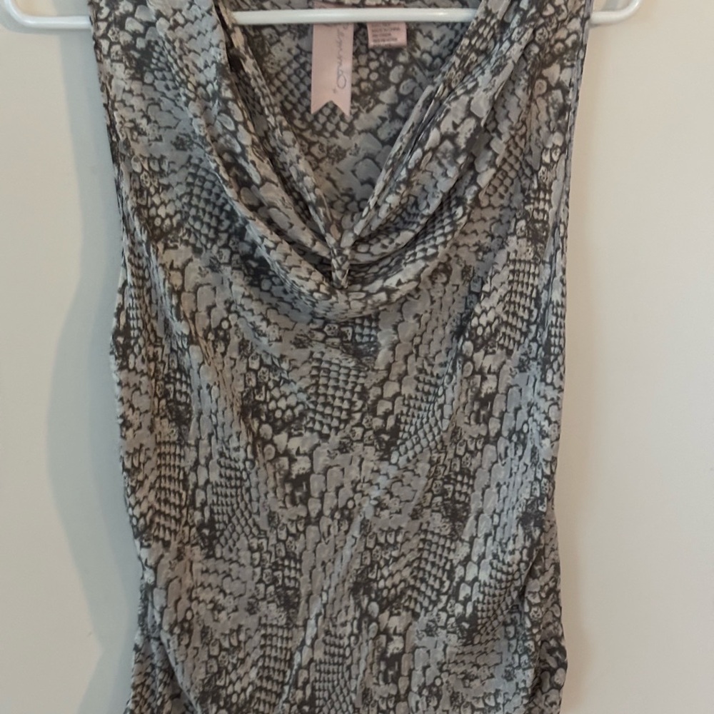 Gemma brand new 100% silk M sheer blouse snake skin‎ print.